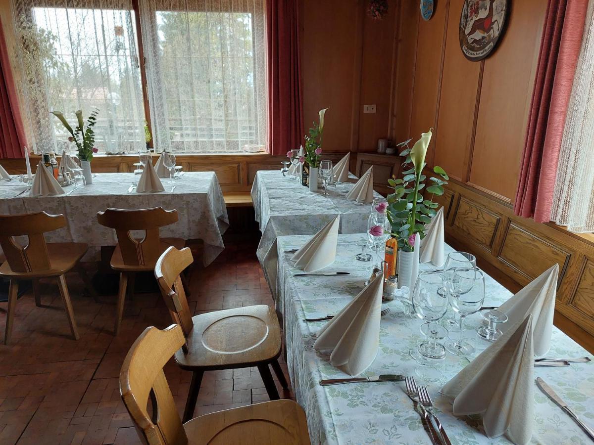 Albergo Scoiattolo Tret Esterno foto